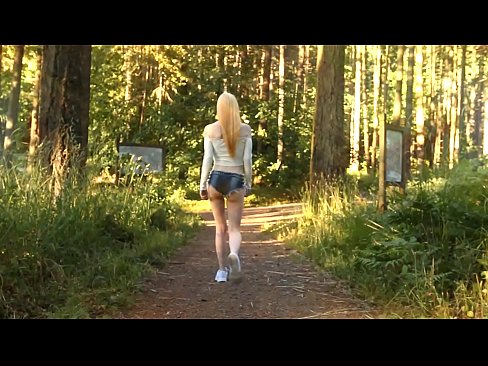 ❤️ Bella donna si muove lentamente, video non nudo ❌ Pornoal it.pornoreino-com.ru ❌